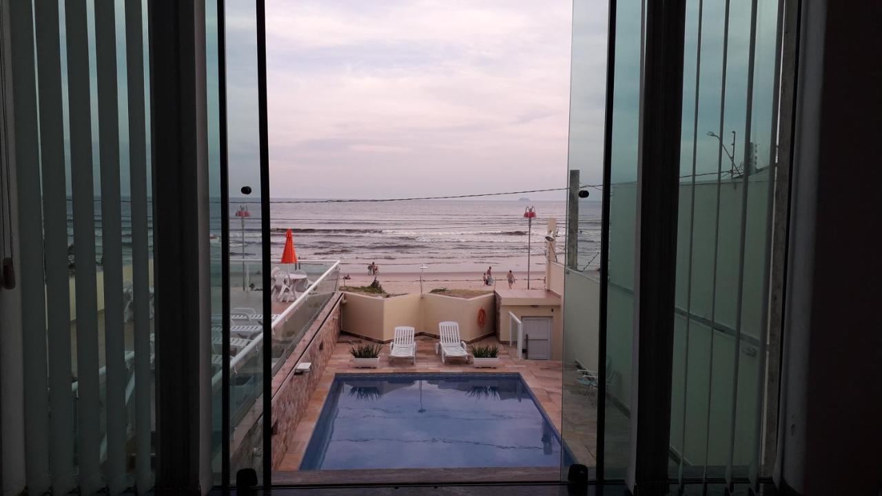 Pousada Elegance Beira Mar Itanhaém エクステリア 写真